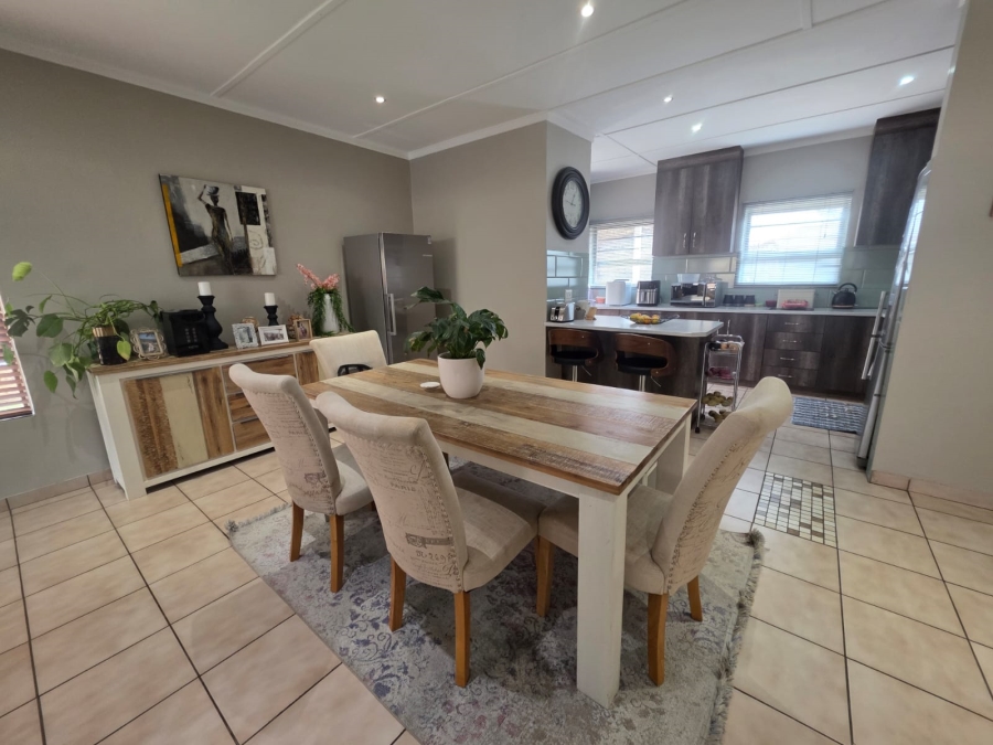 3 Bedroom Property for Sale in Carters Glen Northern Cape